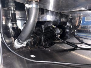 Lavadora-WT-100-Traseira-Bomba-300x225